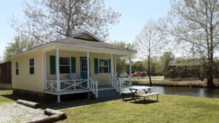 Grand Lake O' the Cherokees RV Resort in Grove, OK Location Image
